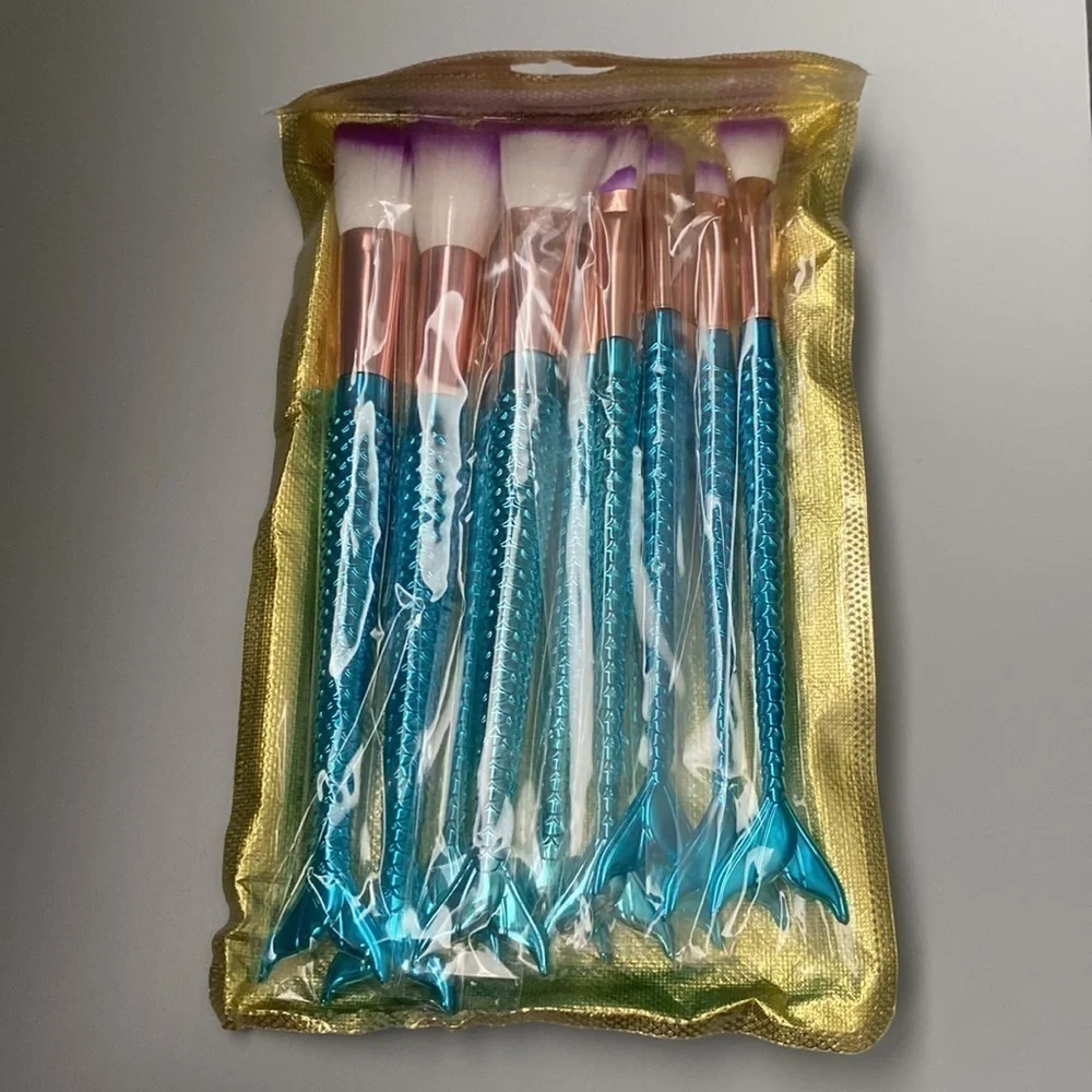 Mermaid Makeup Brushes, soft bristles